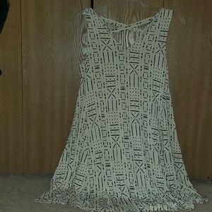 Size medium dress.